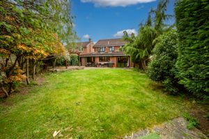 REAR GARDEN- click for photo gallery